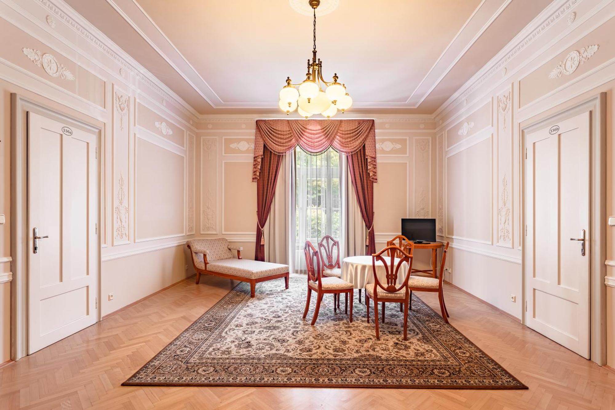 Hotel Radium Palace Jáchymov Extérieur photo